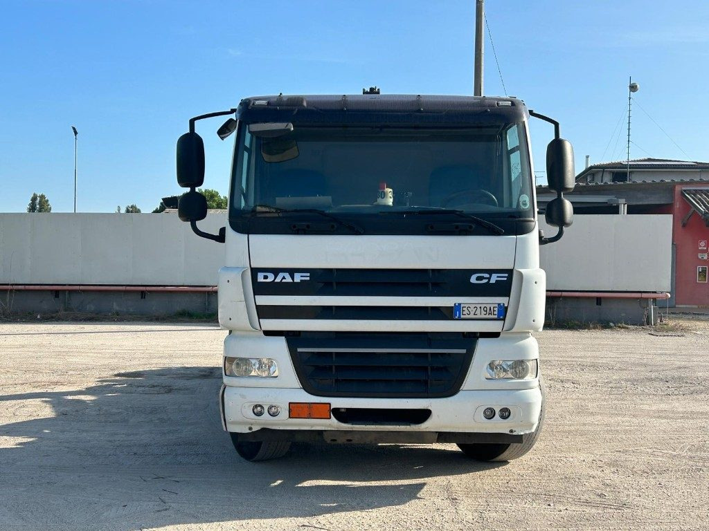DAF CF85 SCARRABILE - Caminhão polibenne: foto 2 DAF CF85 SCARRABILE - Caminhão polibenne: foto 2
