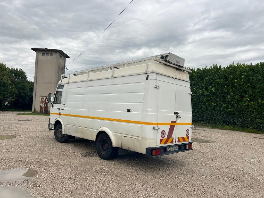 FIAT 60 10 - Furgão: foto 3 FIAT 60 10 - Furgão: foto 3