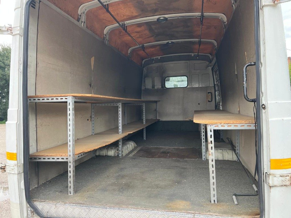 Furgão FIAT 60 10: foto 10 Furgão FIAT 60 10: foto 10