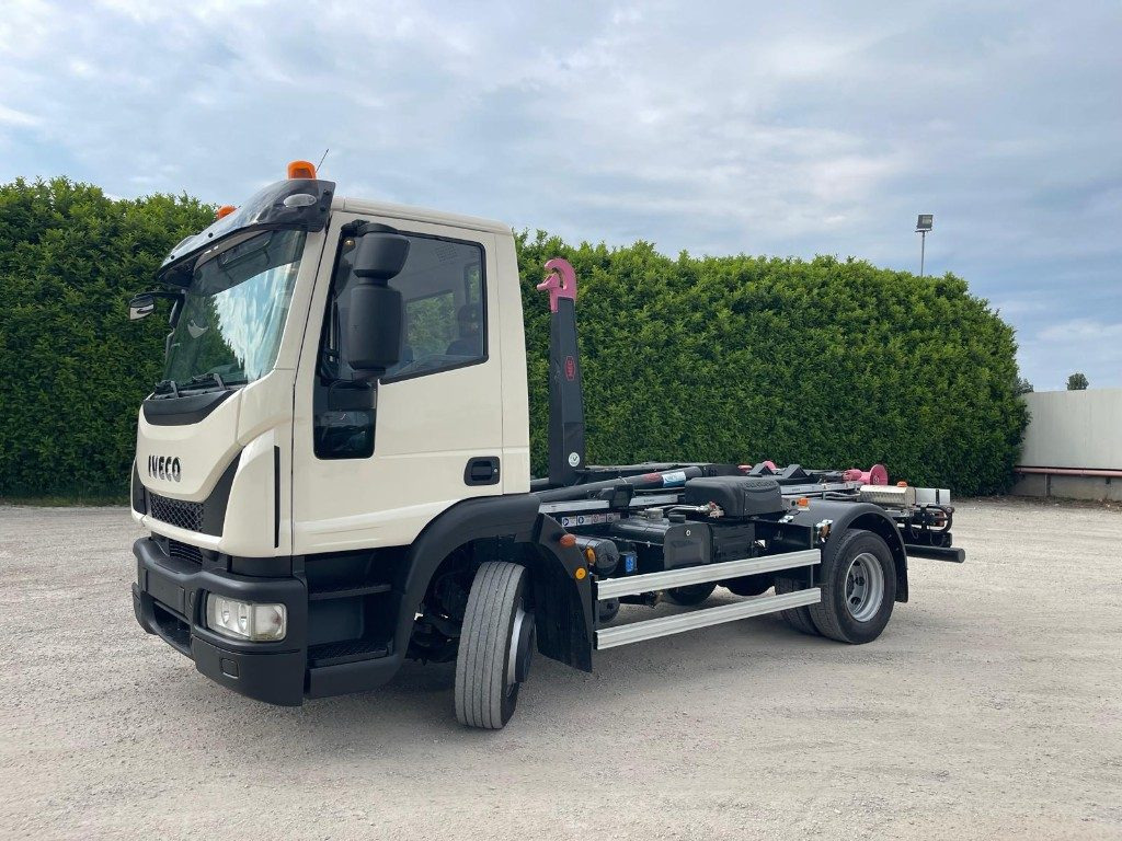 IVECO EUROCARGO 120E22 SCARRABILE - Caminhão polibenne: foto 1 IVECO EUROCARGO 120E22 SCARRABILE - Caminhão polibenne: foto 1