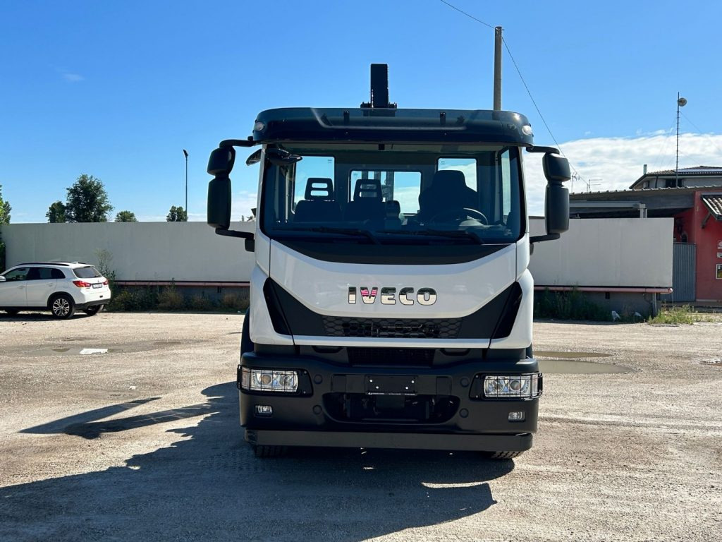 IVECO EUROCARGO 180E32K NUOVO SCARRABILE - Caminhão polibenne: foto 2 IVECO EUROCARGO 180E32K NUOVO SCARRABILE - Caminhão polibenne: foto 2