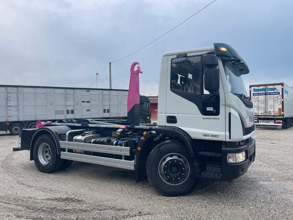 IVECO EUROCARGO 180K32 SCARRABILE NUOVO - Caminhão polibenne: foto 5 IVECO EUROCARGO 180K32 SCARRABILE NUOVO - Caminhão polibenne: foto 5