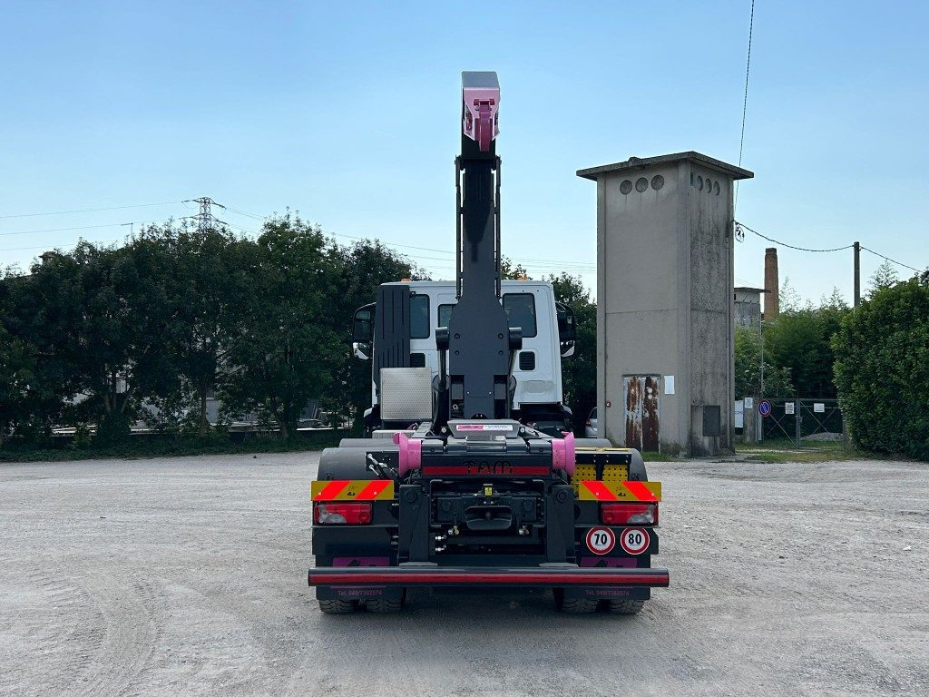 IVECO TRAKKER T-WAY AD380T NUOVO SCARRABILE - Caminhão polibenne: foto 4 IVECO TRAKKER T-WAY AD380T NUOVO SCARRABILE - Caminhão polibenne: foto 4