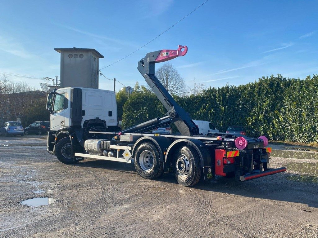 IVECO X-WAY AD280X48 NUOVO SCARRABILE PASSO 4500 - Caminhão polibenne: foto 4 IVECO X-WAY AD280X48 NUOVO SCARRABILE PASSO 4500 - Caminhão polibenne: foto 4
