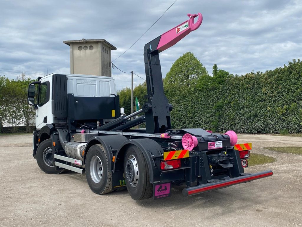 IVECO X-WAY AD280X48Y NUOVO SCARRABILE PASSO 3120 - Caminhão polibenne: foto 4 IVECO X-WAY AD280X48Y NUOVO SCARRABILE PASSO 3120 - Caminhão polibenne: foto 4