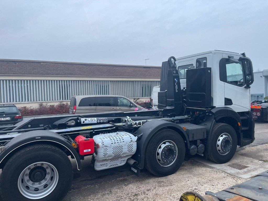 Locação de IVECO X-WAY AD350X480YPS SCARRABILE NUOVO IVECO X-WAY AD350X480YPS SCARRABILE NUOVO: foto 11