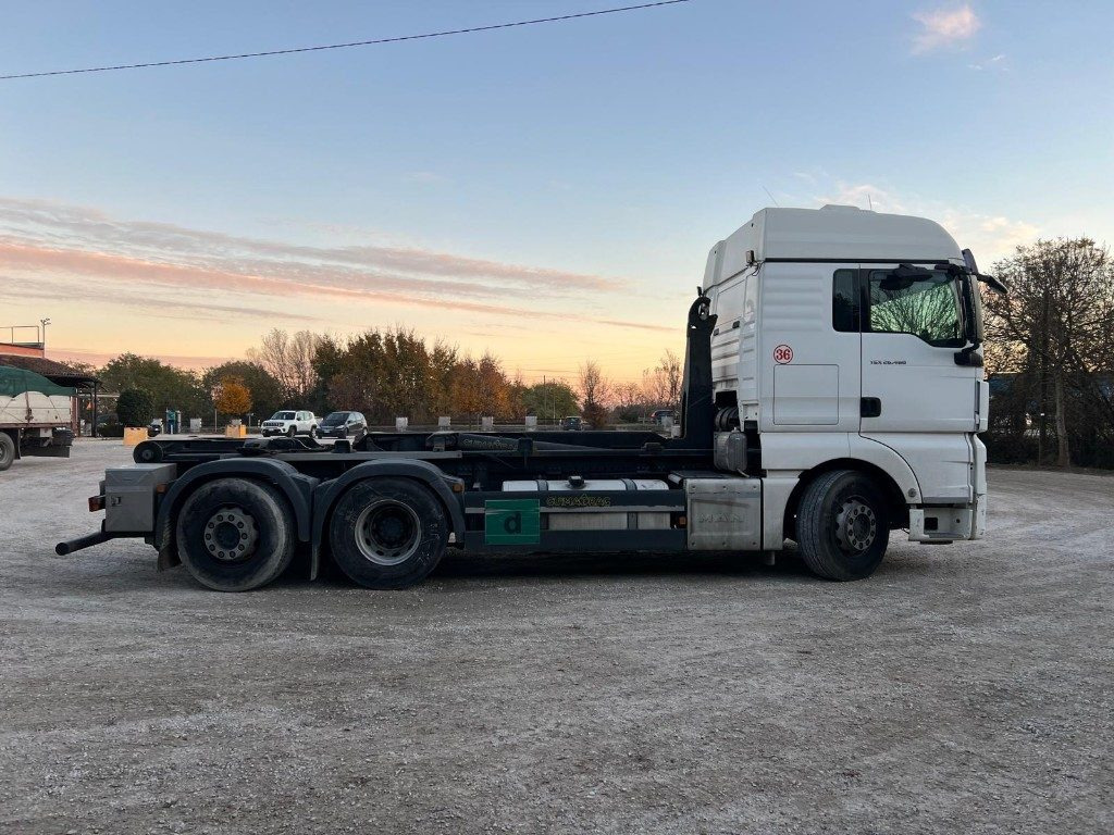 MAN TGX 26.480 USATO SCARRABILE - Caminhão polibenne: foto 5 MAN TGX 26.480 USATO SCARRABILE - Caminhão polibenne: foto 5