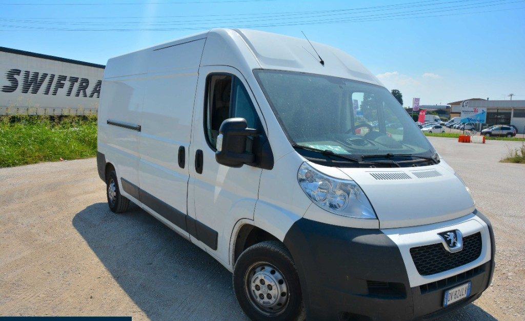 PEUGEOT FURGONE PEUGEOT - Furgão: foto 3 PEUGEOT FURGONE PEUGEOT - Furgão: foto 3