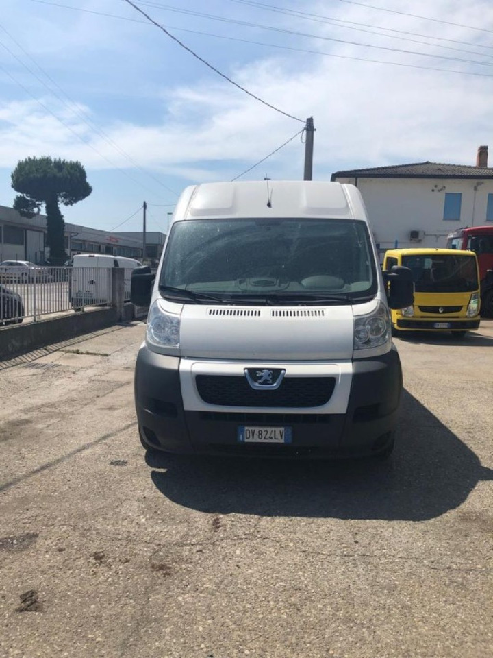 PEUGEOT FURGONE PEUGEOT - Furgão: foto 4 PEUGEOT FURGONE PEUGEOT - Furgão: foto 4