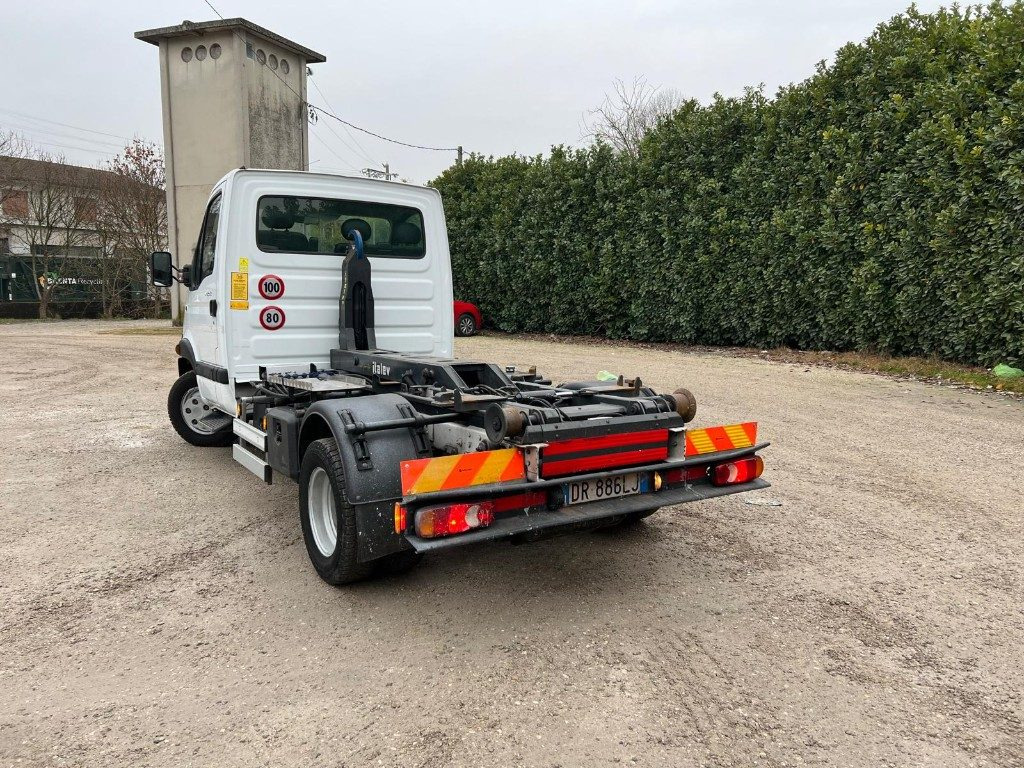 RENAULT MASCOTT SCARRABILE - Caminhão polibenne: foto 3 RENAULT MASCOTT SCARRABILE - Caminhão polibenne: foto 3