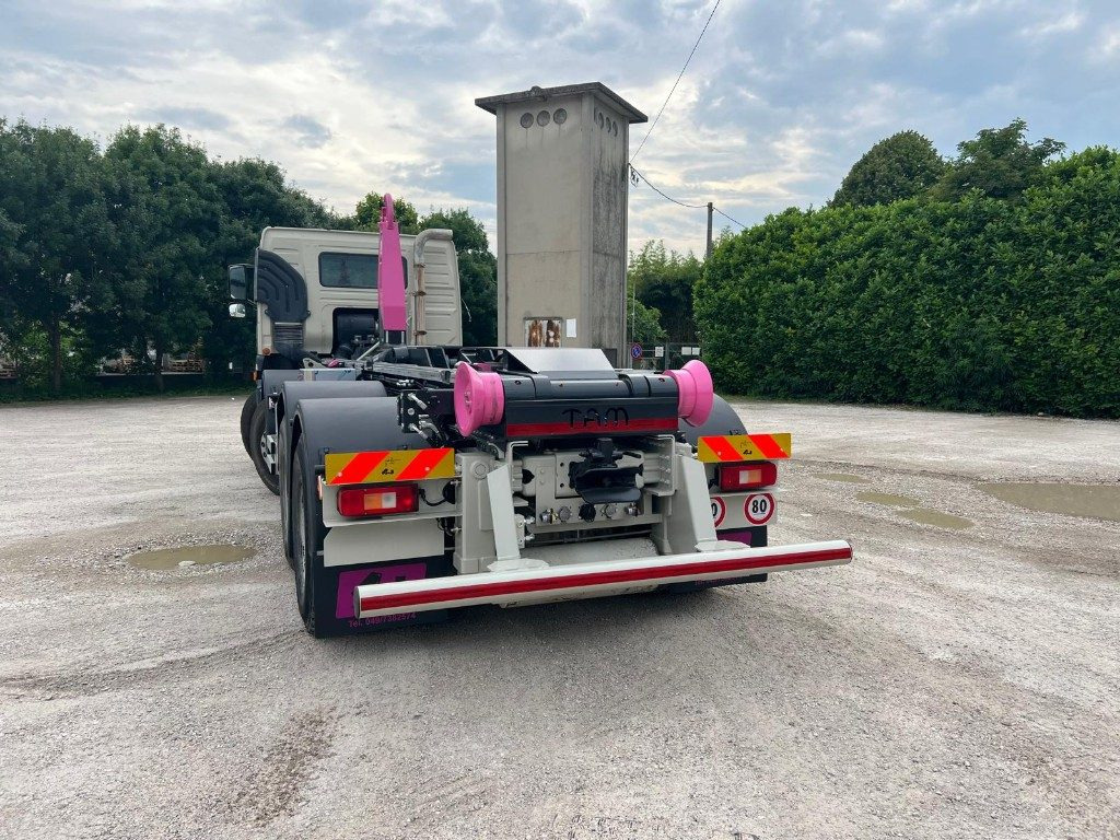 VOLVO FM480 SCARRABILE 8X4 - Caminhão polibenne: foto 4 VOLVO FM480 SCARRABILE 8X4 - Caminhão polibenne: foto 4