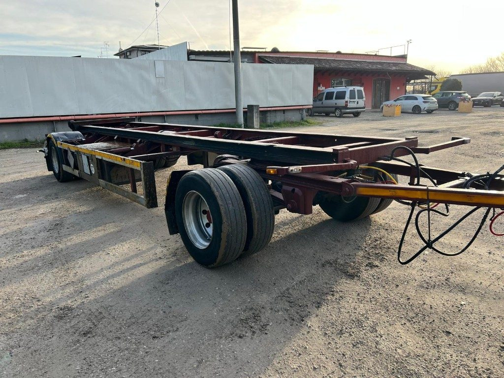 ZORZI RIMORCHIO ZORZI 20 R073 SCARRABILE PNEUMATICO - Reboque ampliroll/ Multibenne: foto 3 ZORZI RIMORCHIO ZORZI 20 R073 SCARRABILE PNEUMATICO - Reboque ampliroll/ Multibenne: foto 3