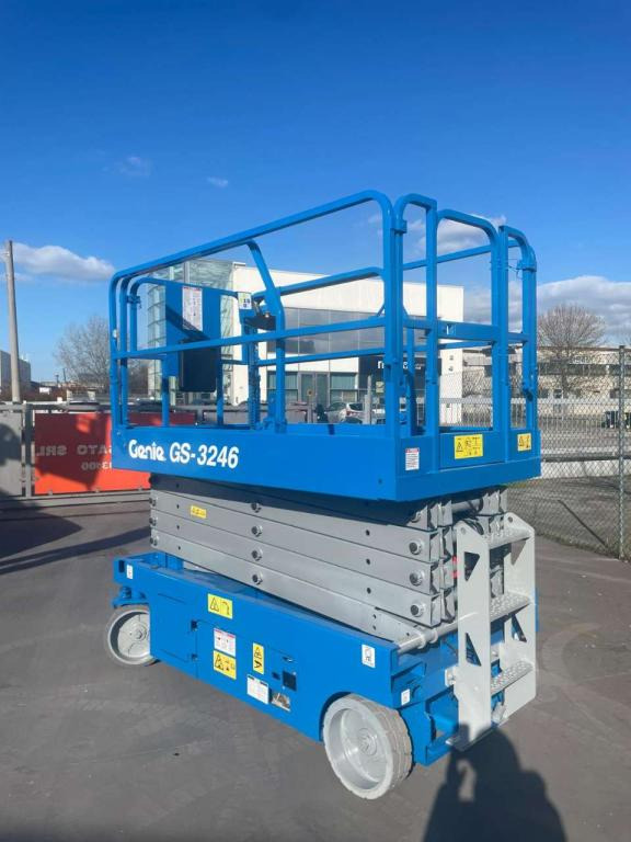 Genie GS-3246 - Plataforma de Tijera/ Plataforma de tesoura: foto 3 Genie GS-3246 - Plataforma de Tijera/ Plataforma de tesoura: foto 3