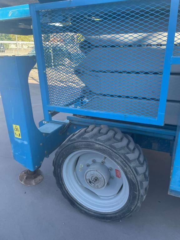 Genie GS-4390 - Plataforma de Tijera/ Plataforma de tesoura: foto 3 Genie GS-4390 - Plataforma de Tijera/ Plataforma de tesoura: foto 3