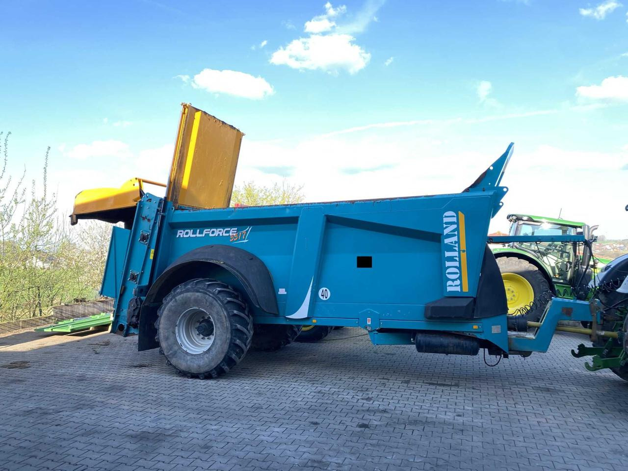 Rolland Rollforce 5517 - Espalhador de estrume: foto 1 Rolland Rollforce 5517 - Espalhador de estrume: foto 1