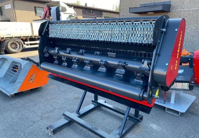 Seppi MH7 ja SMO-H3-125 - Triturador de martelos: foto 1 Seppi MH7 ja SMO-H3-125 - Triturador de martelos: foto 1