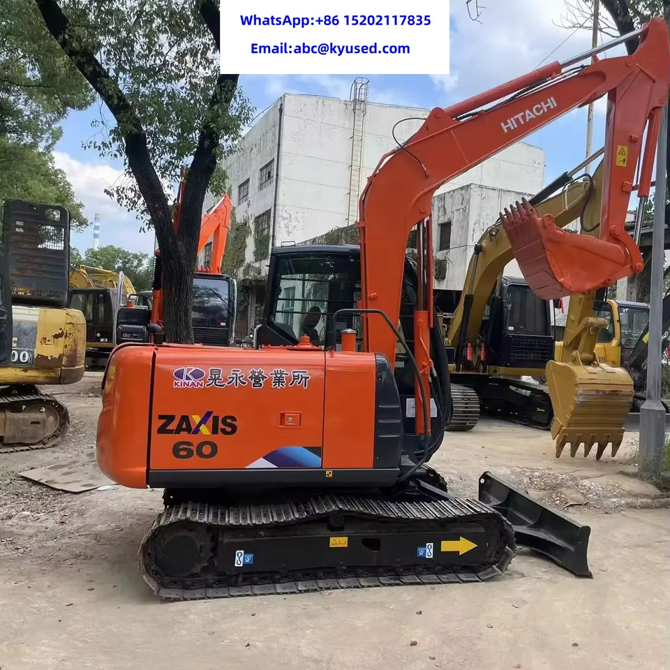HITACHI ZX60 - Escavadeira: foto 1 HITACHI ZX60 - Escavadeira: foto 1