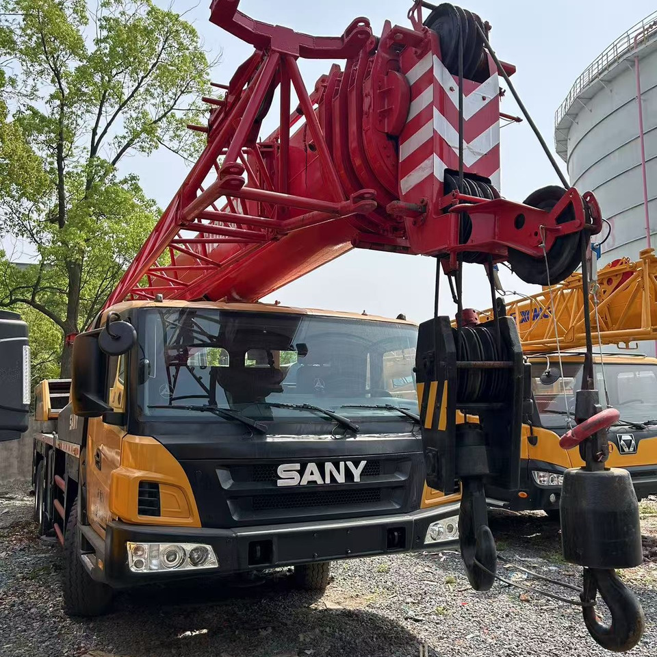 SANY STC250 STC300 STC350 STC500 STC750 25ton 30ton 35ton 50t 75t truck crane - Guindaste: foto 2 SANY STC250 STC300 STC350 STC500 STC750 25ton 30ton 35ton 50t 75t truck crane - Guindaste: foto 2