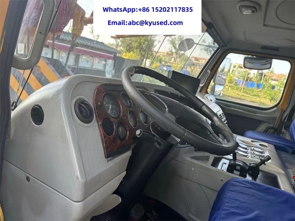 XCMG QY100K - Guindaste móvel: foto 5 XCMG QY100K - Guindaste móvel: foto 5