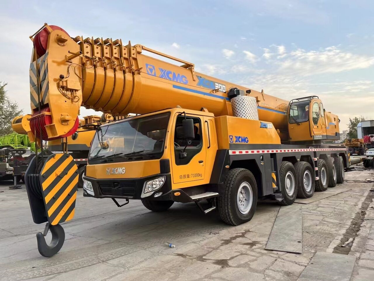 XCMG XCA300 QAY300 QY300K 300Ton Used Mobile Crane - Guindaste móvel: foto 1 XCMG XCA300 QAY300 QY300K 300Ton Used Mobile Crane - Guindaste móvel: foto 1