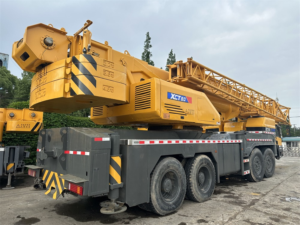 XCMG XCT80 XCT80 QY80K QY75K 80 ton truck crane - Guindaste móvel: foto 4 XCMG XCT80 XCT80 QY80K QY75K 80 ton truck crane - Guindaste móvel: foto 4