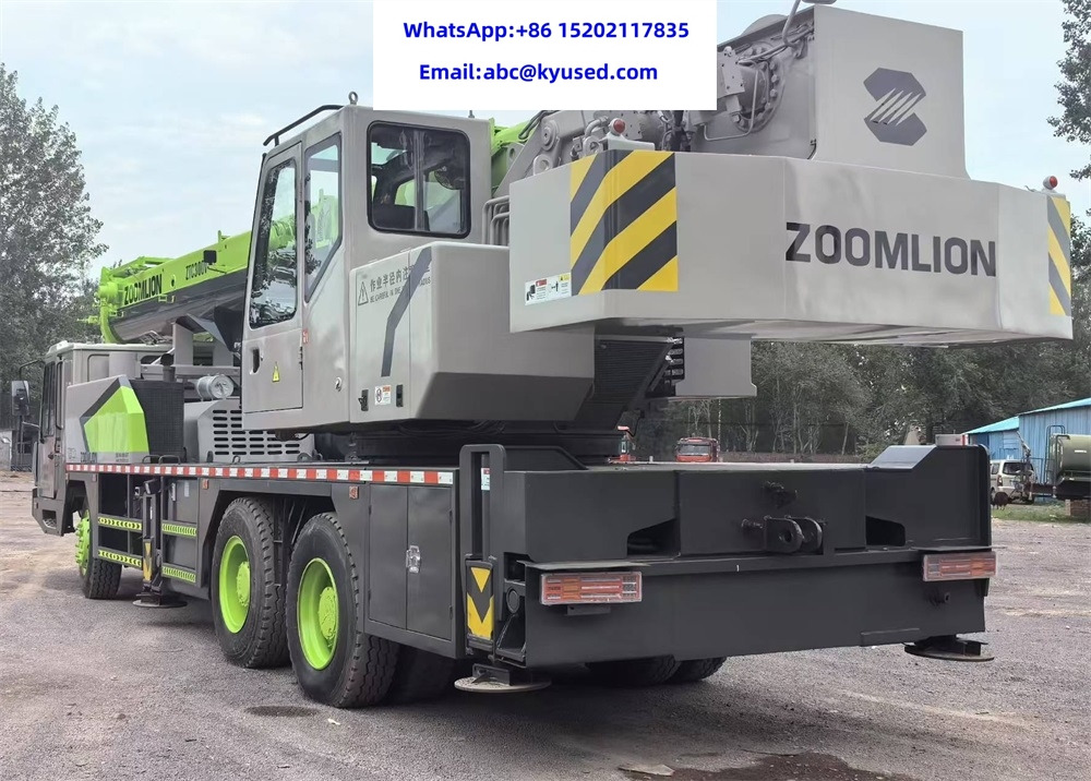 ZOOMLION ZTC300V 30ton - Guindaste móvel: foto 4 ZOOMLION ZTC300V 30ton - Guindaste móvel: foto 4