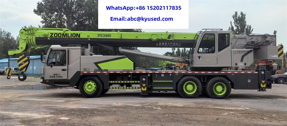 ZOOMLION ZTC300V 30ton - Guindaste móvel: foto 5 ZOOMLION ZTC300V 30ton - Guindaste móvel: foto 5