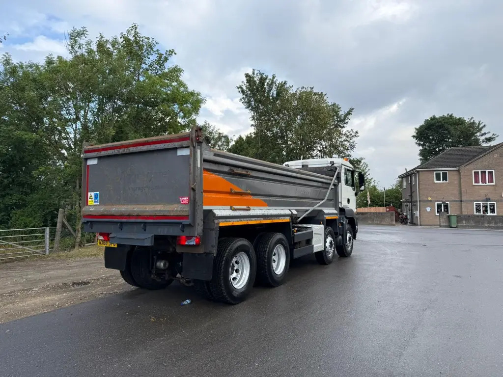 MAN TGS 35.420 8x4 Tipper (UFG) - Caminhão basculante: foto 2 MAN TGS 35.420 8x4 Tipper (UFG) - Caminhão basculante: foto 2