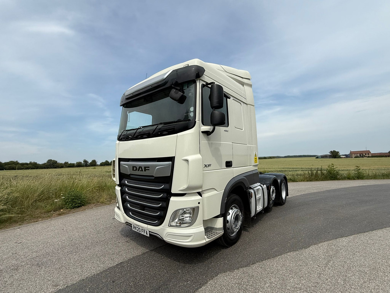 DAF XF 105 480 RHD - Tractor: foto 1 DAF XF 105 480 RHD - Tractor: foto 1