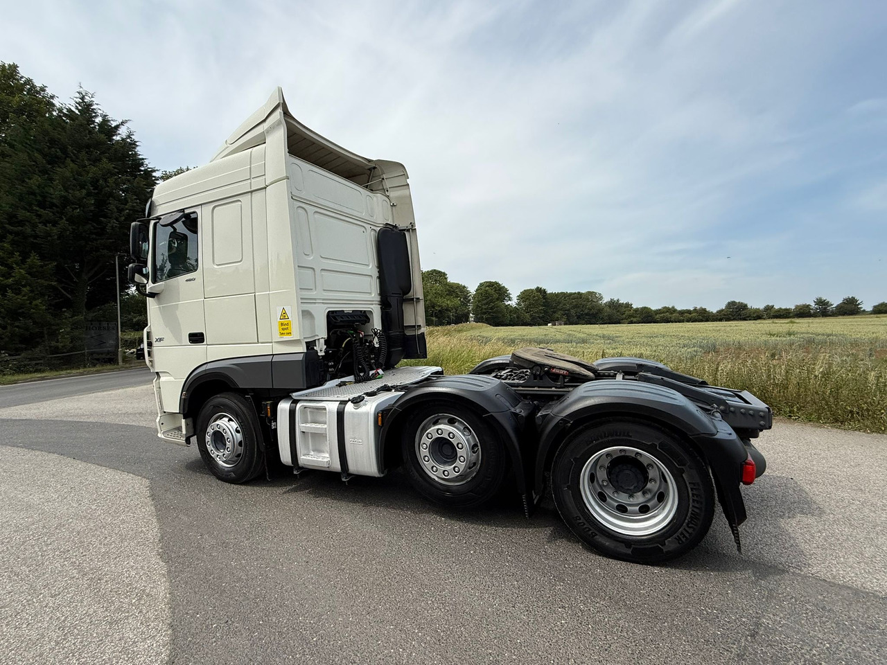 DAF XF 105 480 RHD - Tractor: foto 2 DAF XF 105 480 RHD - Tractor: foto 2