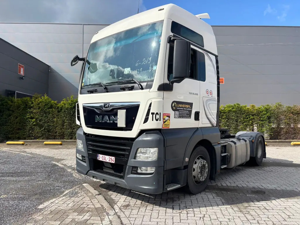 MAN TGX 18.460 XXL - Tractor: foto 2 MAN TGX 18.460 XXL - Tractor: foto 2