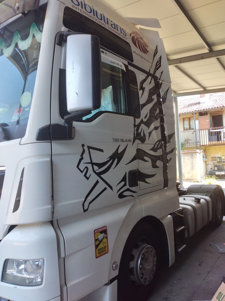 MAN TGX 18.440 - Tractor: foto 4 MAN TGX 18.440 - Tractor: foto 4