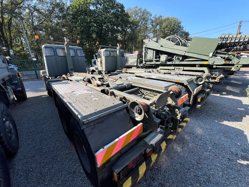 Caminhão Volvo N 10 6X4 - HOOK CONTAINER (3x stock): foto 7