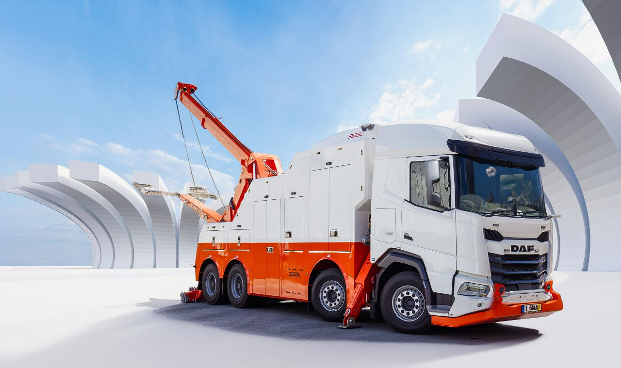 DAF XF 530 NEW T-REX DAF white - Caminhão reboque: foto 1 DAF XF 530 NEW T-REX DAF white - Caminhão reboque: foto 1