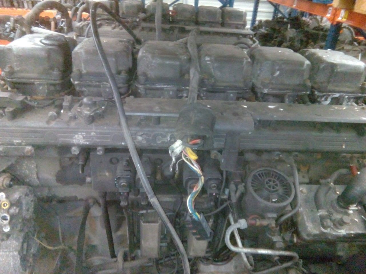 Scania HPI 420 DC1203   Scania 124 - Motor de Caminhão: foto 1 Scania HPI 420 DC1203   Scania 124 - Motor de Caminhão: foto 1