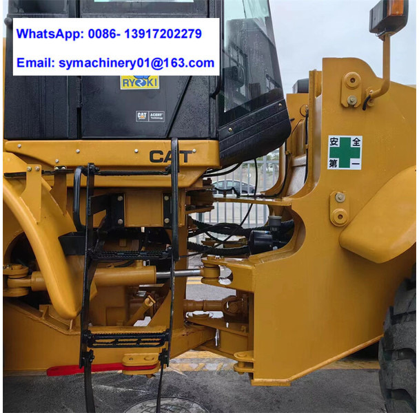 Carregadeira de rodas Caterpillar 966H: foto 9