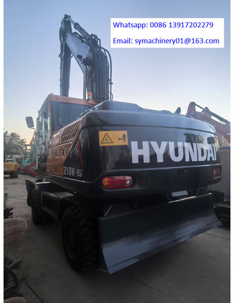 Hyundai R210W-9S - Escavadeira de rodas: foto 1 Hyundai R210W-9S - Escavadeira de rodas: foto 1