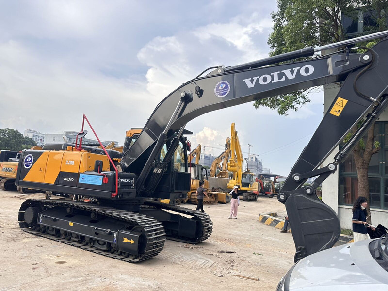 Volvo EC210DL - Escavadora de rastos: foto 2 Volvo EC210DL - Escavadora de rastos: foto 2