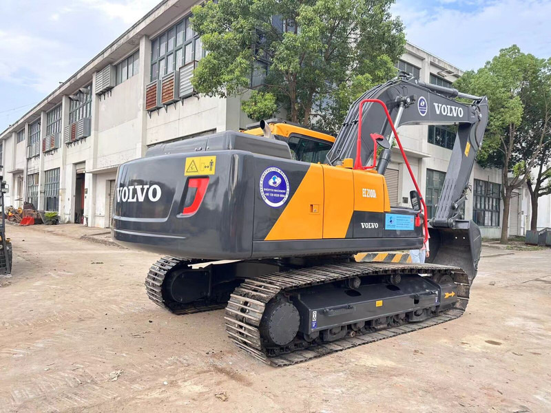 Volvo EC210DL - Escavadora de rastos: foto 4 Volvo EC210DL - Escavadora de rastos: foto 4