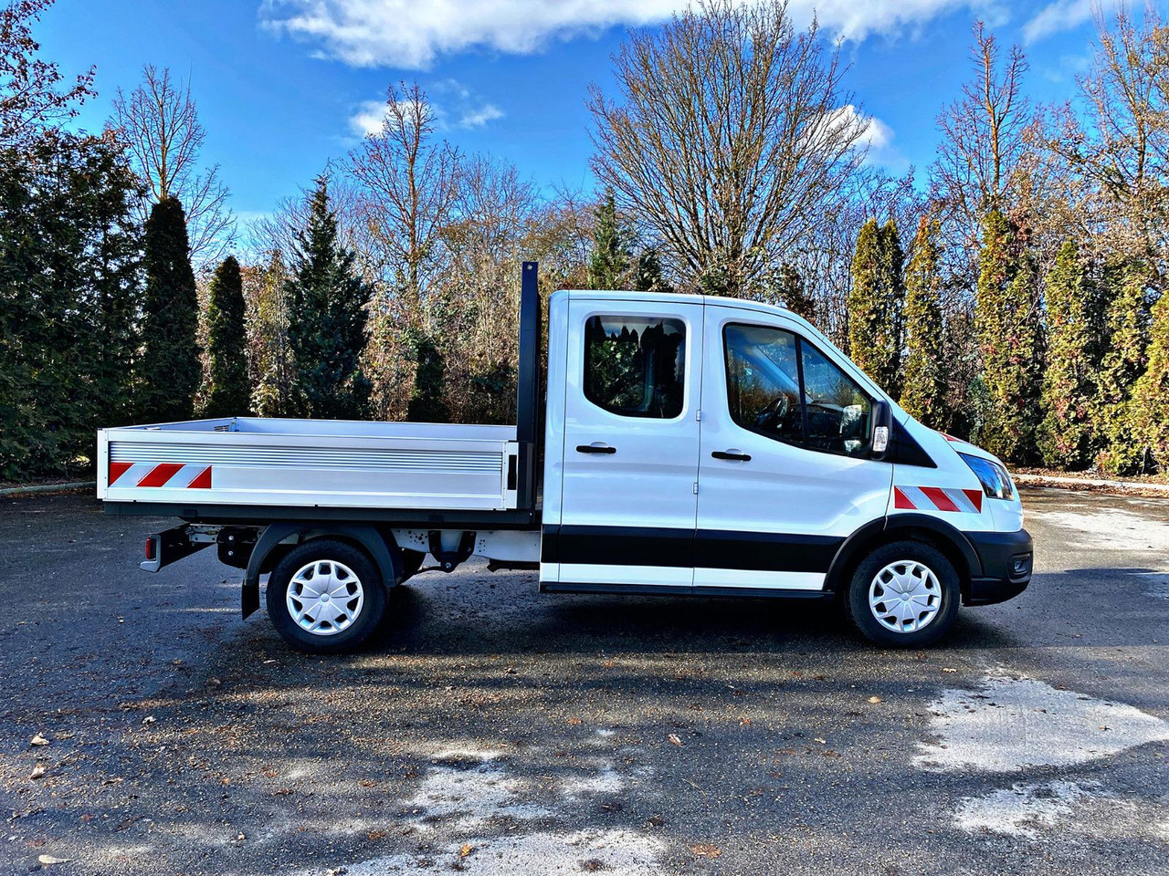 Ford Pritsche 350L2 DoKa|Trend|Garantie bis 08.27|19% - Furgão caixa aberta, Carrinha cabine dupla: foto 2 Ford Pritsche 350L2 DoKa|Trend|Garantie bis 08.27|19% - Furgão caixa aberta, Carrinha cabine dupla: foto 2