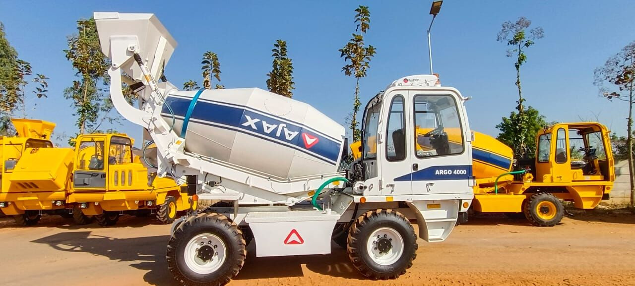 New AJAX ARGO 4000 concrete mixer truck - Caminhão betoneira: foto 1 New AJAX ARGO 4000 concrete mixer truck - Caminhão betoneira: foto 1