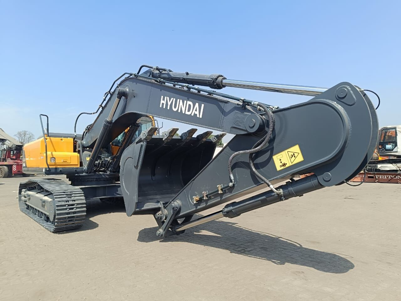 New Hyundai R340 tracked excavator - Escavadora de rastos: foto 4 New Hyundai R340 tracked excavator - Escavadora de rastos: foto 4