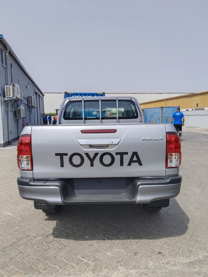Toyota Hilux - Pick-up, Carrinha cabine dupla: foto 3 Toyota Hilux - Pick-up, Carrinha cabine dupla: foto 3