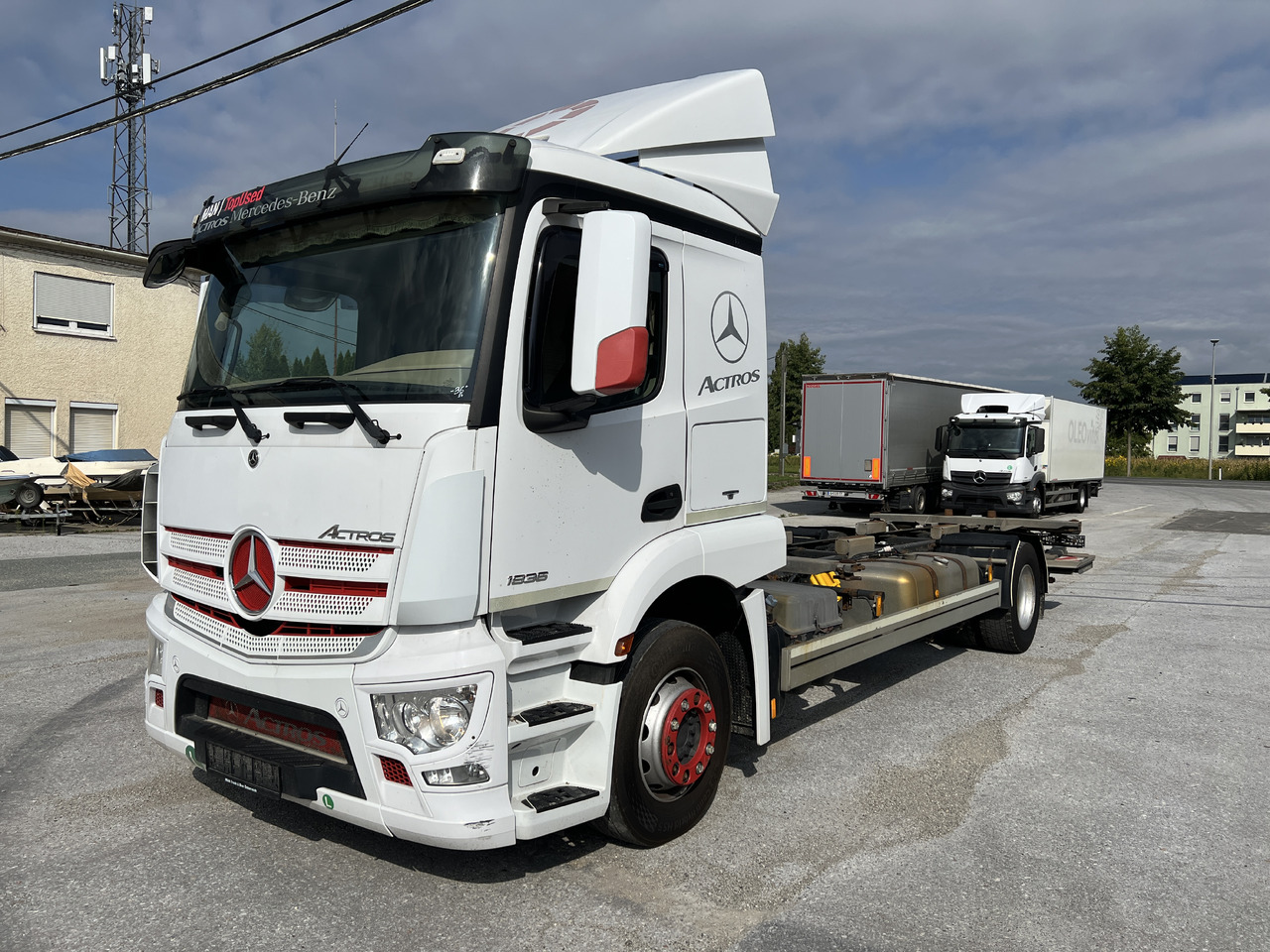 MERCEDES-BENZ ACTROS 18 36 | Klima | Kamera | Diff. | - Caminhão transportador de contêineres/ Caixa móvel: foto 1 MERCEDES-BENZ ACTROS 18 36 | Klima | Kamera | Diff. | - Caminhão transportador de contêineres/ Caixa móvel: foto 1