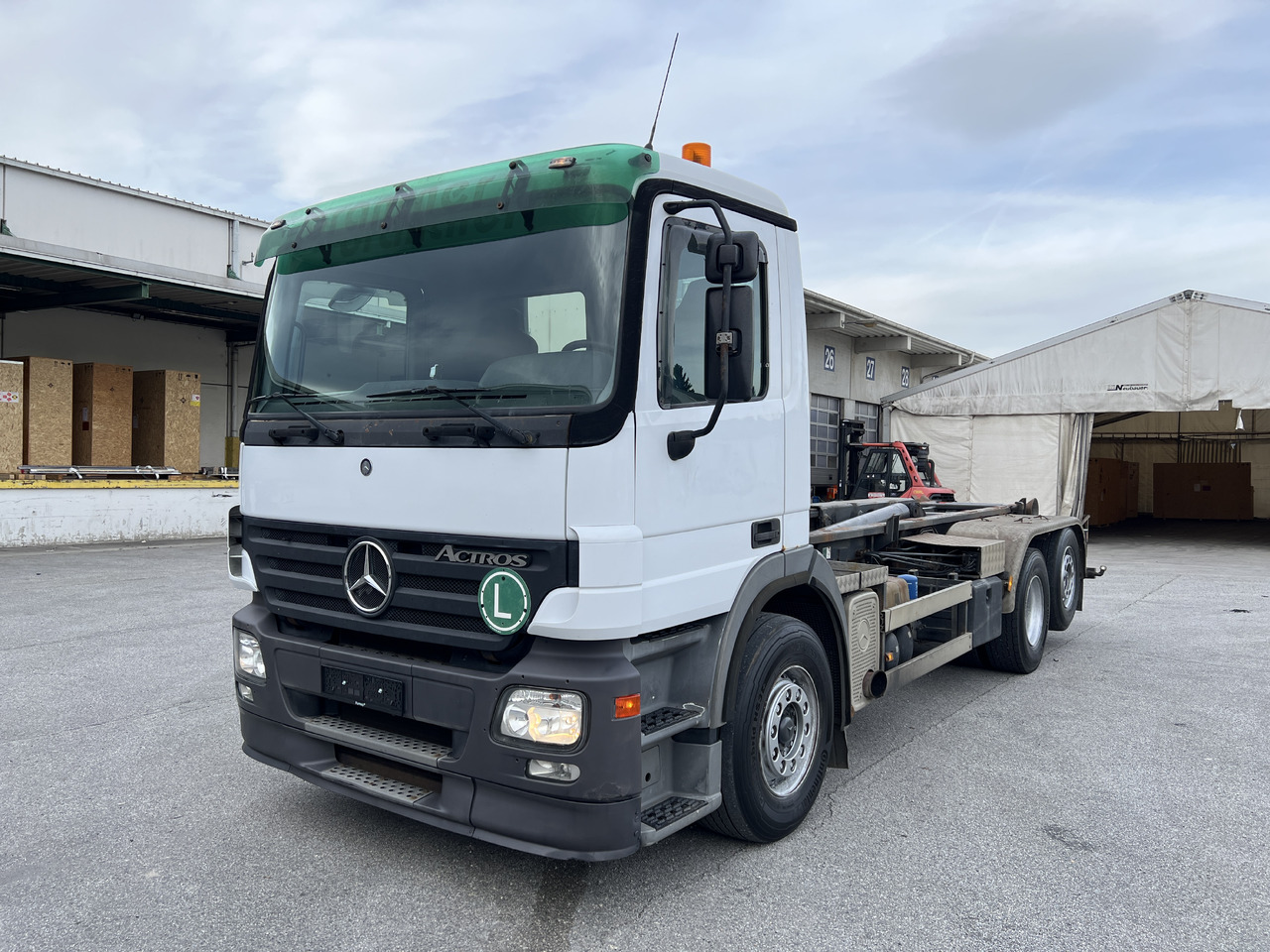 MERCEDES-BENZ Actros 25 41 | Retarder | Kupplung | Differenzial | Liftachse - Caminhão polibenne: foto 1 MERCEDES-BENZ Actros 25 41 | Retarder | Kupplung | Differenzial | Liftachse - Caminhão polibenne: foto 1