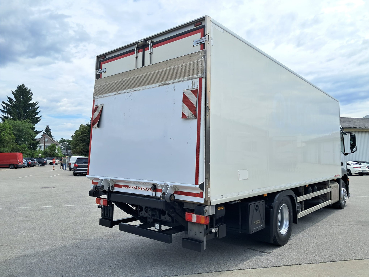 MERCEDES-BENZ Antos 2135 Kühlkoffer | Supra 850 | Standheizung - Caminhão frigorífico: foto 5 MERCEDES-BENZ Antos 2135 Kühlkoffer | Supra 850 | Standheizung - Caminhão frigorífico: foto 5