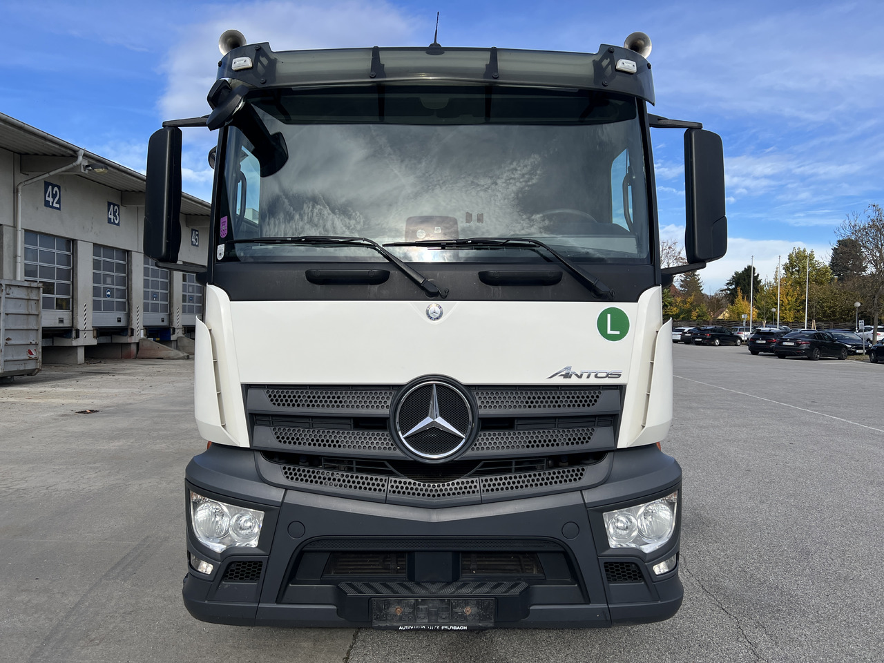Caminhão chassi MERCEDES-BENZ Antos 25 40 | Standheizung | Klima | Liftachse: foto 7 Caminhão chassi MERCEDES-BENZ Antos 25 40 | Standheizung | Klima | Liftachse: foto 7
