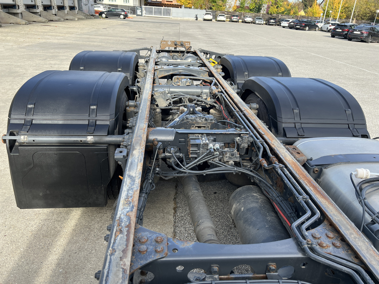 Caminhão chassi MERCEDES-BENZ Antos 25 40 | Standheizung | Klima | Liftachse: foto 27 Caminhão chassi MERCEDES-BENZ Antos 25 40 | Standheizung | Klima | Liftachse: foto 27