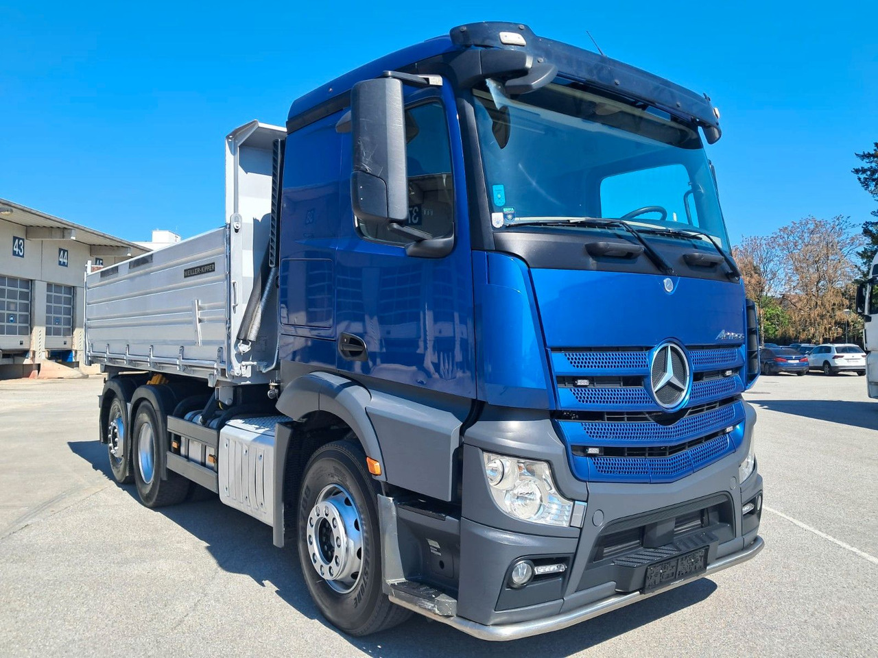 Mercedes-Benz Actros 2651 Dreiseitk.|Lift-Lenk | Klima | Retar - Caminhão basculante: foto 2 Mercedes-Benz Actros 2651 Dreiseitk.|Lift-Lenk | Klima | Retar - Caminhão basculante: foto 2