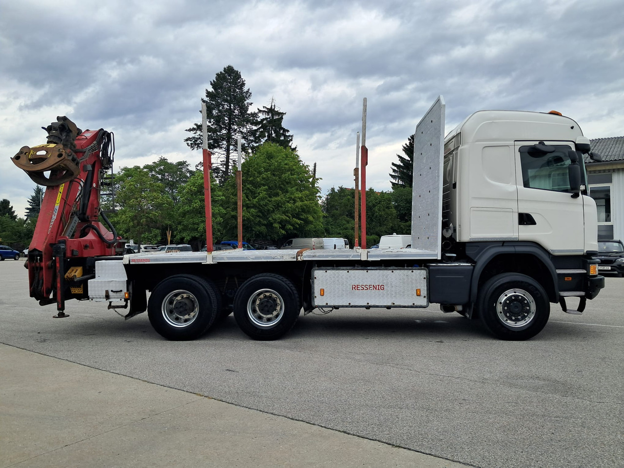 SCANIA G 490 6x6 Blatt-Blatt | Klima | Schaltgetriebe | Euro 6 | Penz-Kran 12Z | - Caminhão florestal, Caminhão grua: foto 3 SCANIA G 490 6x6 Blatt-Blatt | Klima | Schaltgetriebe | Euro 6 | Penz-Kran 12Z | - Caminhão florestal, Caminhão grua: foto 3